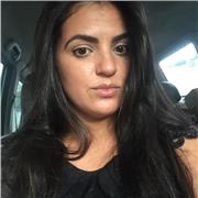 Professora de Direito com experiência presencial e on-line